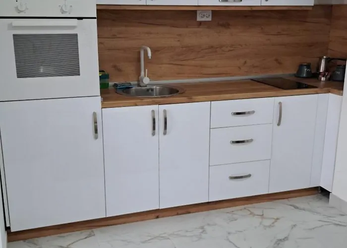 Dzejda ノヴィ・パザル